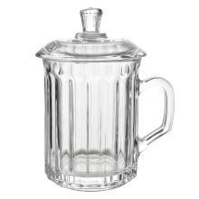 Skleněný hrnek s pokličkou